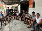 Warga Desa Oyom, Kecamatan Lampasio, Kabupaten Tolitoli